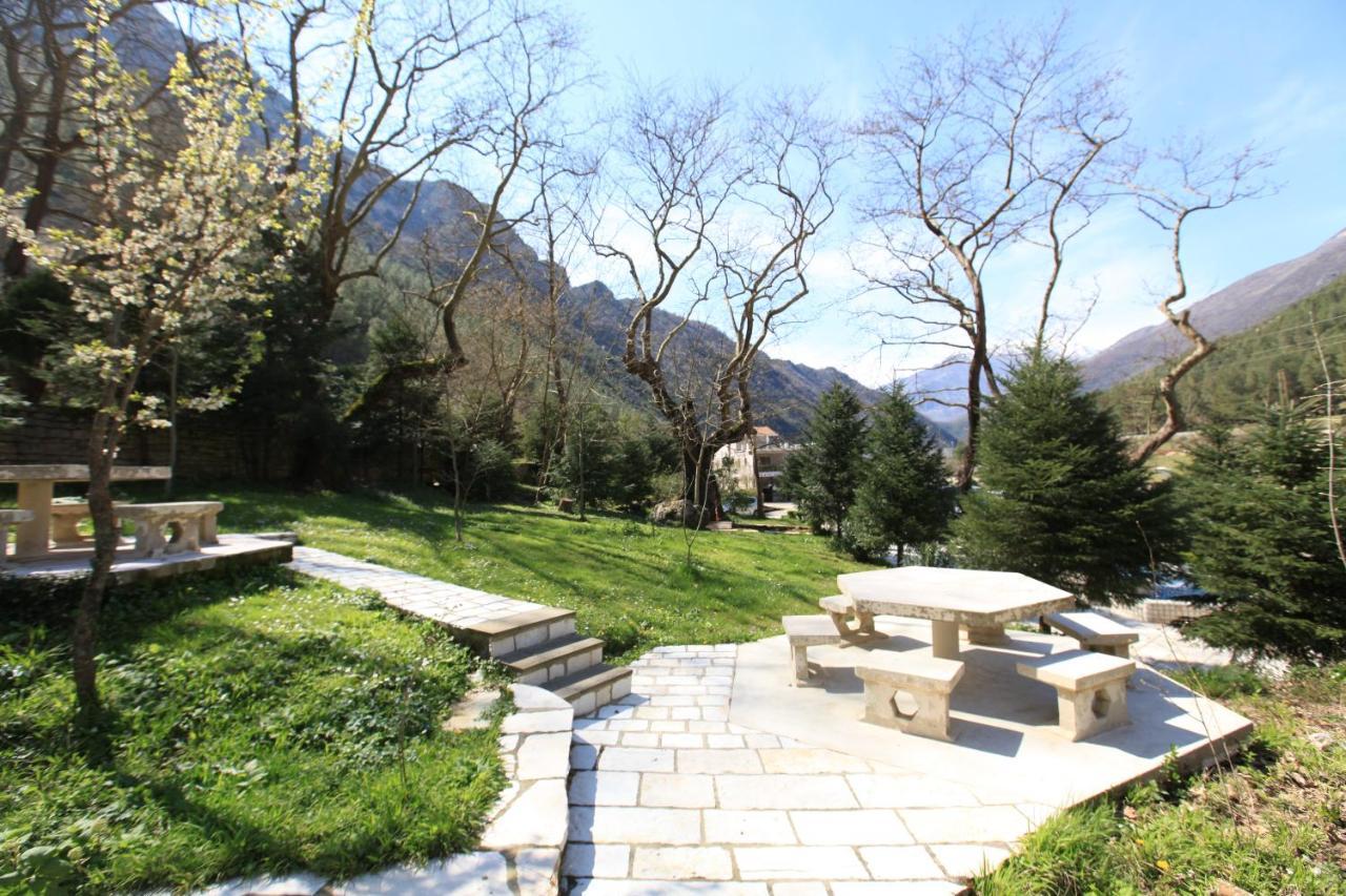 Hotel Gryka E Kelcyres Dış mekan fotoğraf
