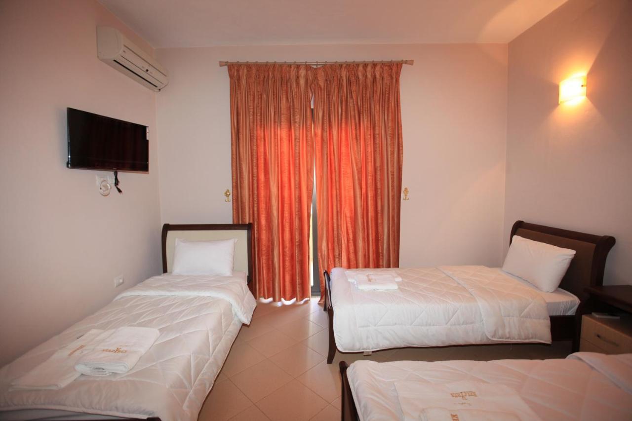 Hotel Gryka E Kelcyres Dış mekan fotoğraf