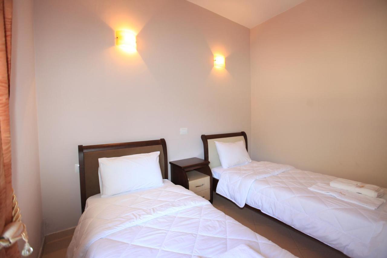Hotel Gryka E Kelcyres Dış mekan fotoğraf