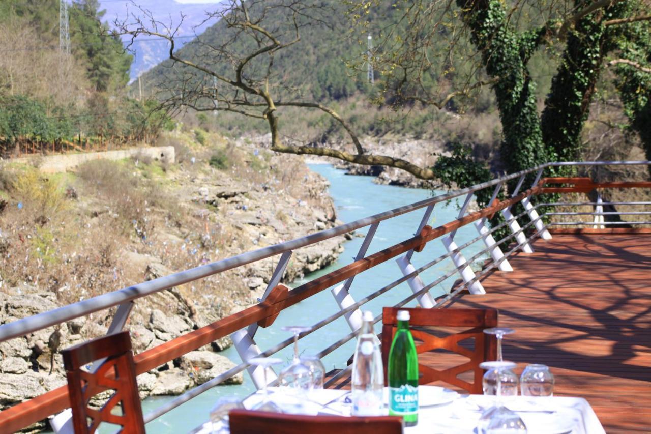 Hotel Gryka E Kelcyres Dış mekan fotoğraf
