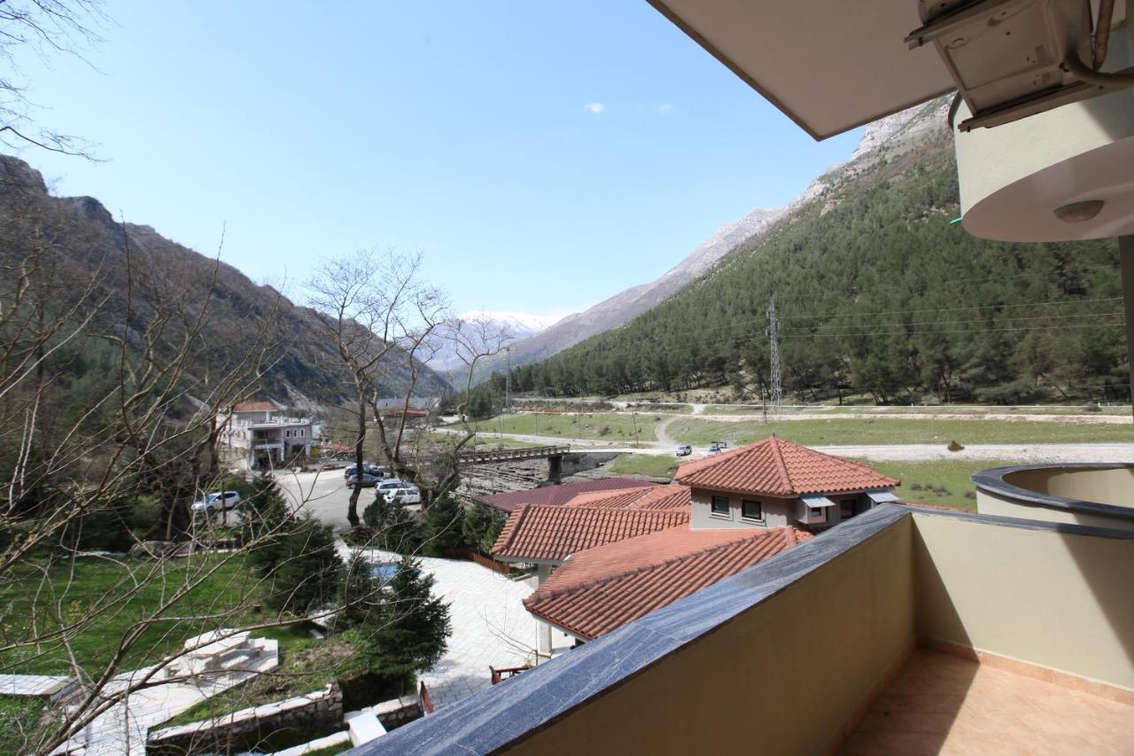 Hotel Gryka E Kelcyres Dış mekan fotoğraf