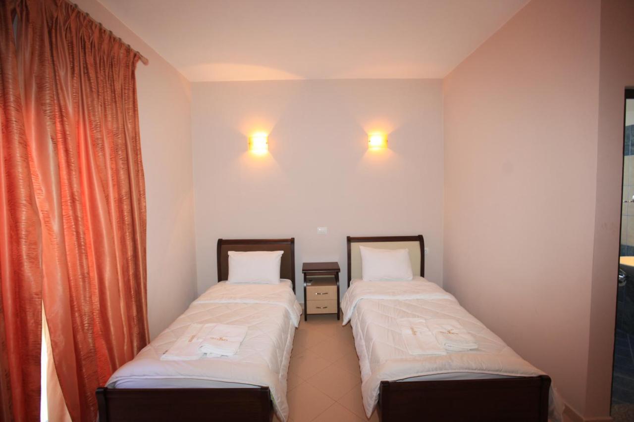 Hotel Gryka E Kelcyres Dış mekan fotoğraf