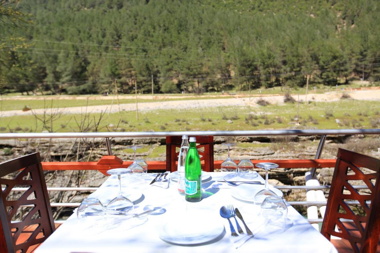 Hotel Gryka E Kelcyres Dış mekan fotoğraf