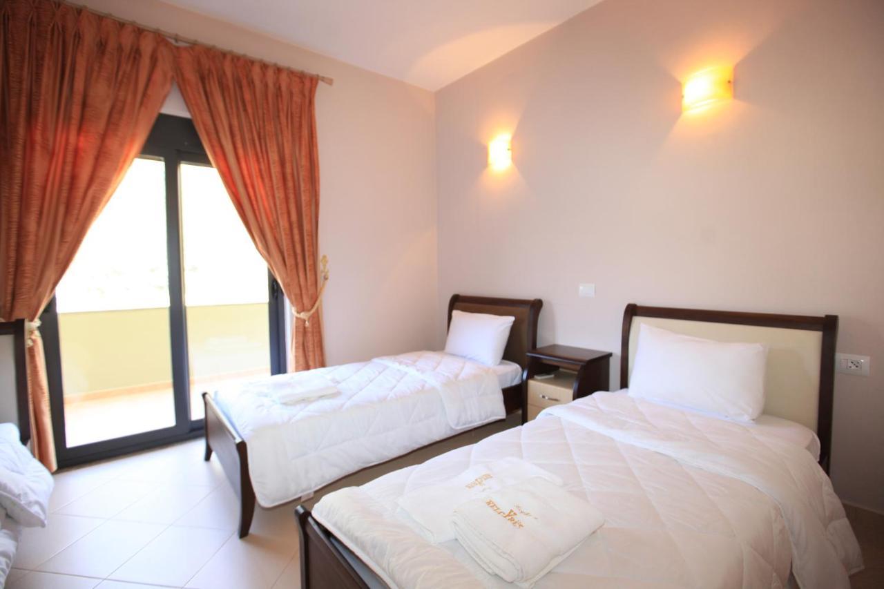 Hotel Gryka E Kelcyres Dış mekan fotoğraf